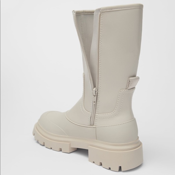 NWT Zara Size 13.5 little girl rubberized boots - Picture 5 of 5